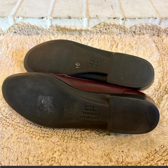 SAS Women's Leather Slip-On Loafers - Picture 5 of 5